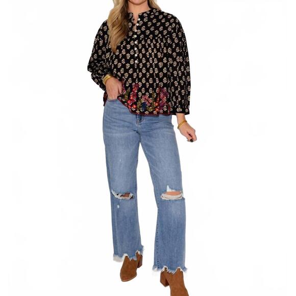 NEW IVY JANE field of flowers top in multi - Picture 5 of 5